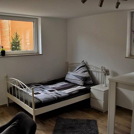 Ferienwohnungen Lamisto Am Waldesrand Neckartenzlingen Exteriér fotografie