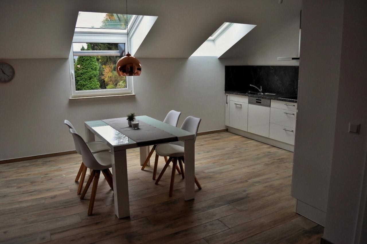 Ferienwohnungen Lamisto Am Waldesrand Neckartenzlingen Exteriér fotografie