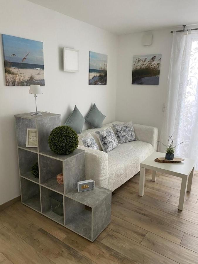 Ferienwohnungen Lamisto Am Waldesrand Neckartenzlingen Exteriér fotografie